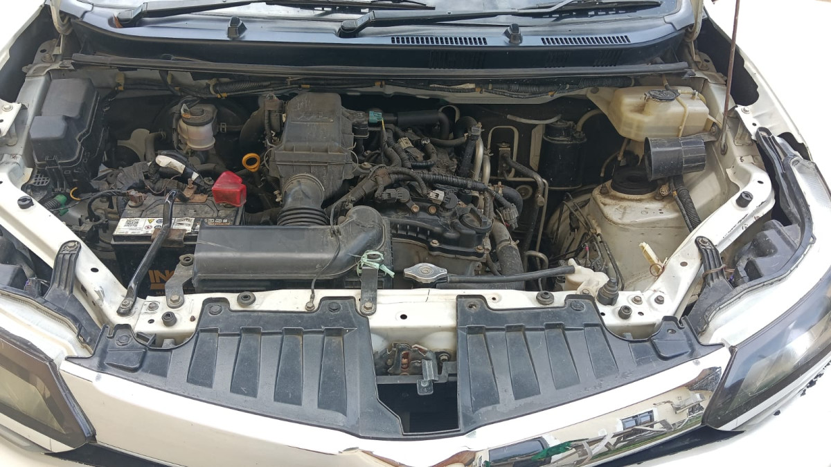 TOYOTA AVANZA VELOZ 1.5