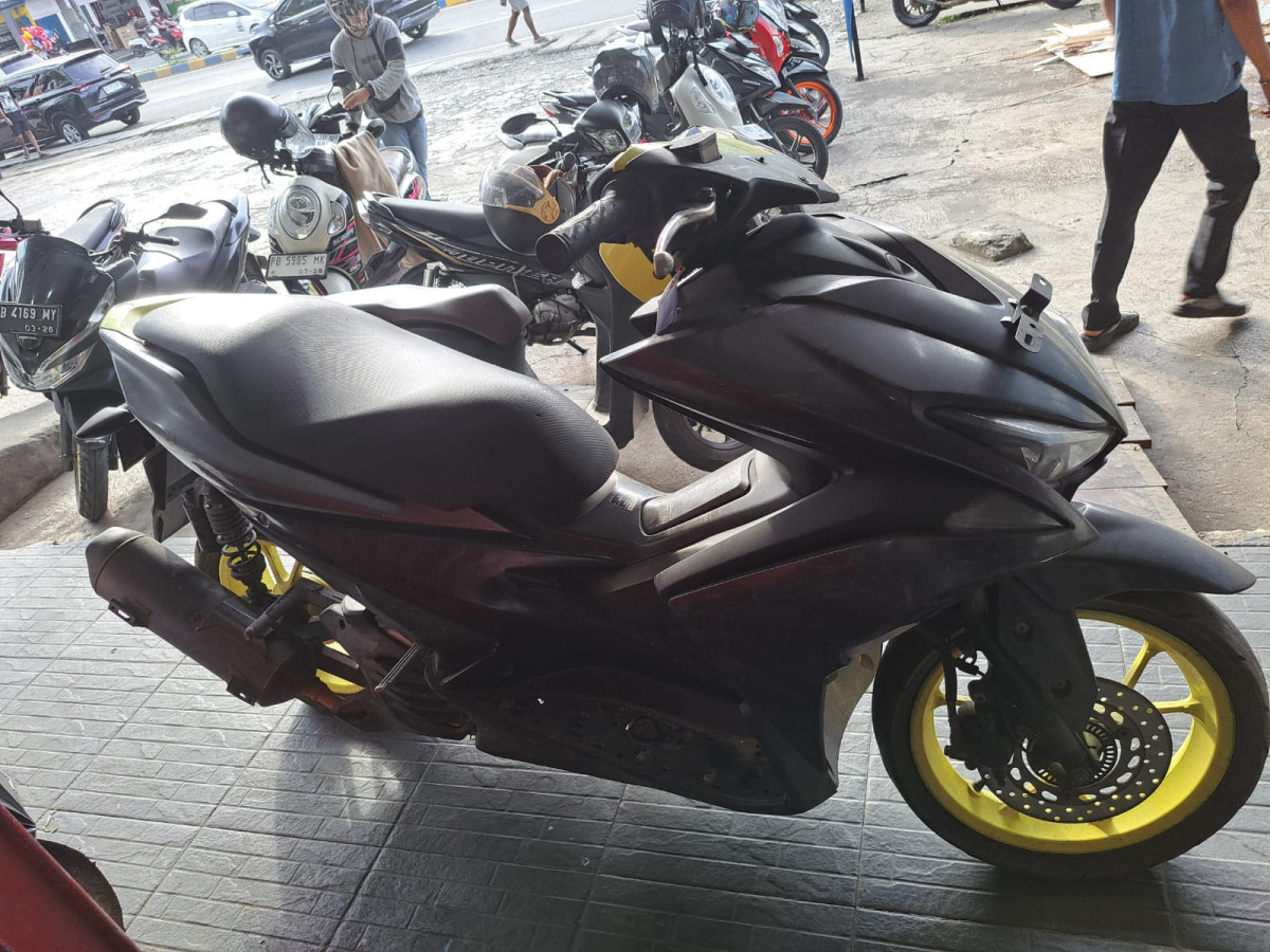 YAMAHA AEROX 155