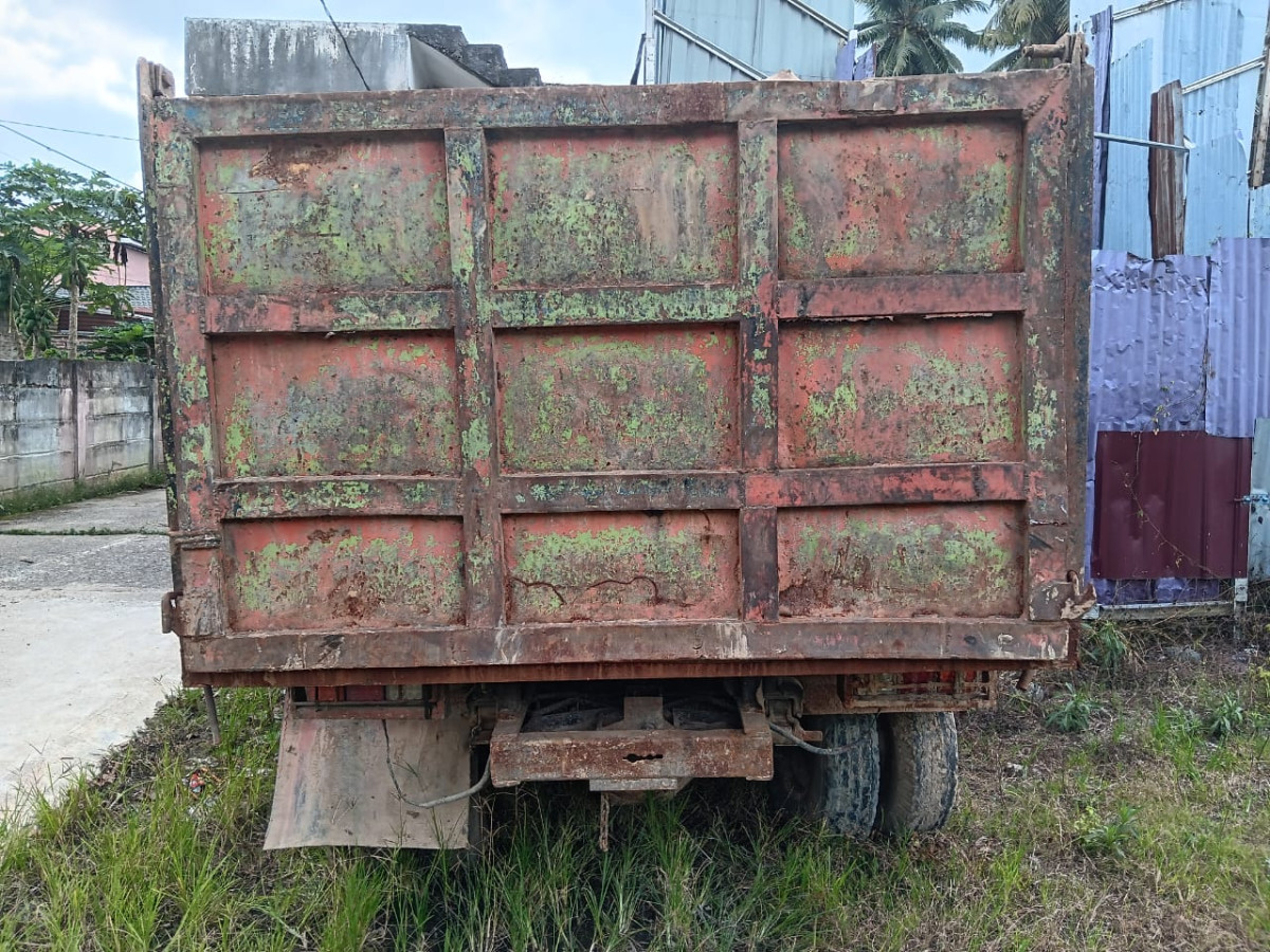 MITSUBISHI  FE  74 HD