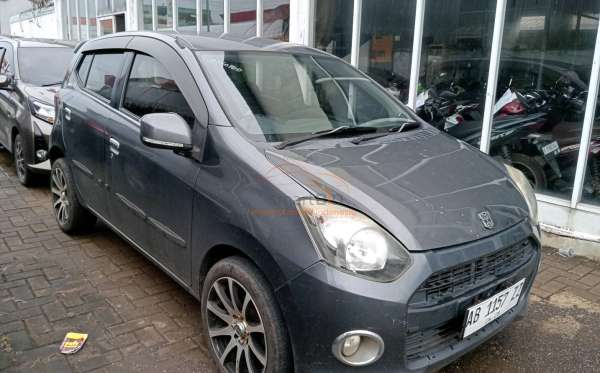 DAIHATSU AYLA