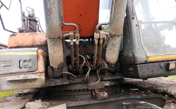 DOOSAN  EXCAVATOR DX520LCA