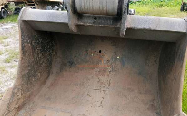 DOOSAN  EXCAVATOR DX520LCA