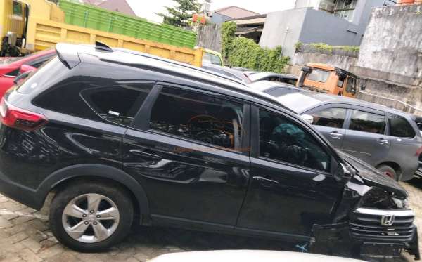 HONDA BR-V DG3 1.5 L E