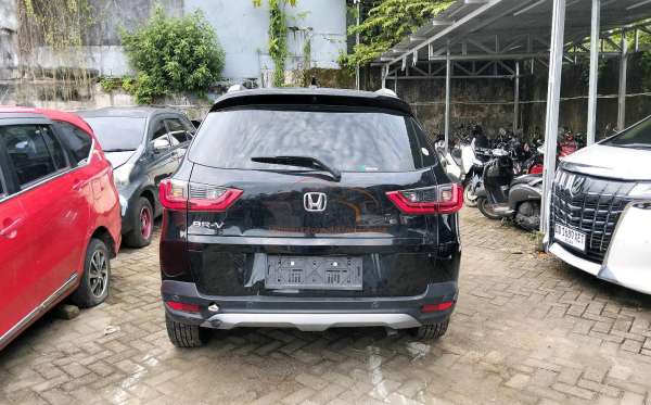 HONDA BR-V DG3 1.5 L E