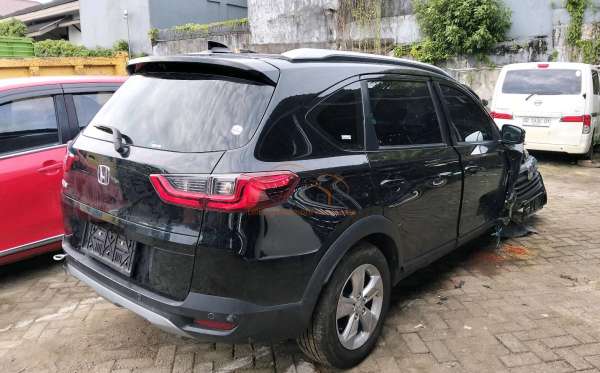 HONDA BR-V DG3 1.5 L E