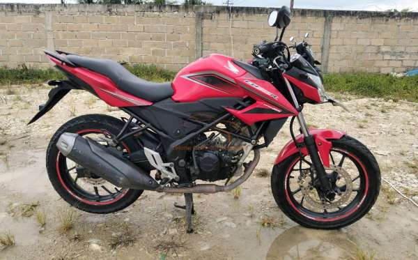 HONDA CB 150 R