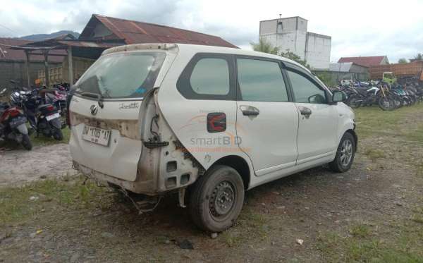 TOYOTA AVANZA