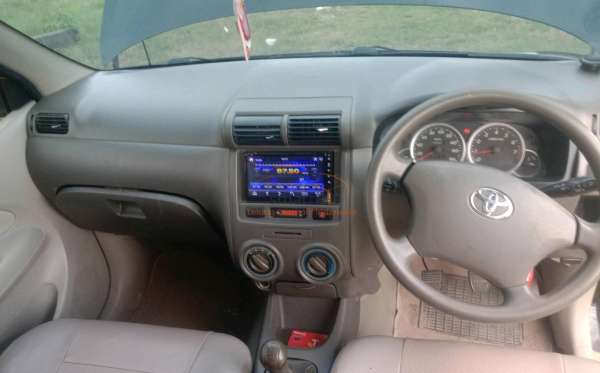 TOYOTA AVANZA