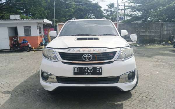 TOYOTA  FORTUNER  G 2.5