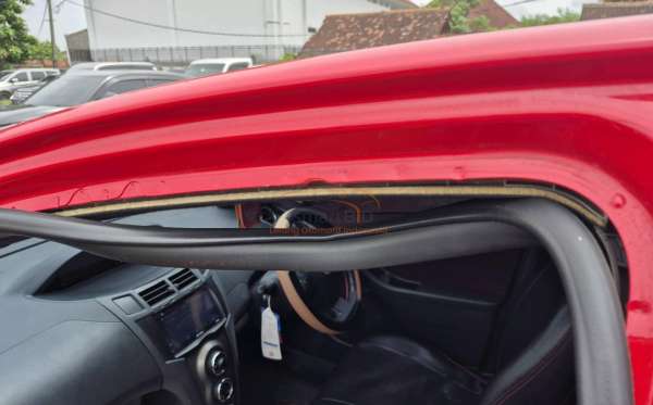 TOYOTA  YARIS  1.5 S