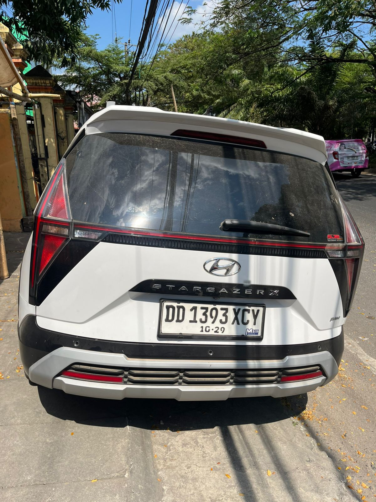 HYUNDAI  STARGAZER