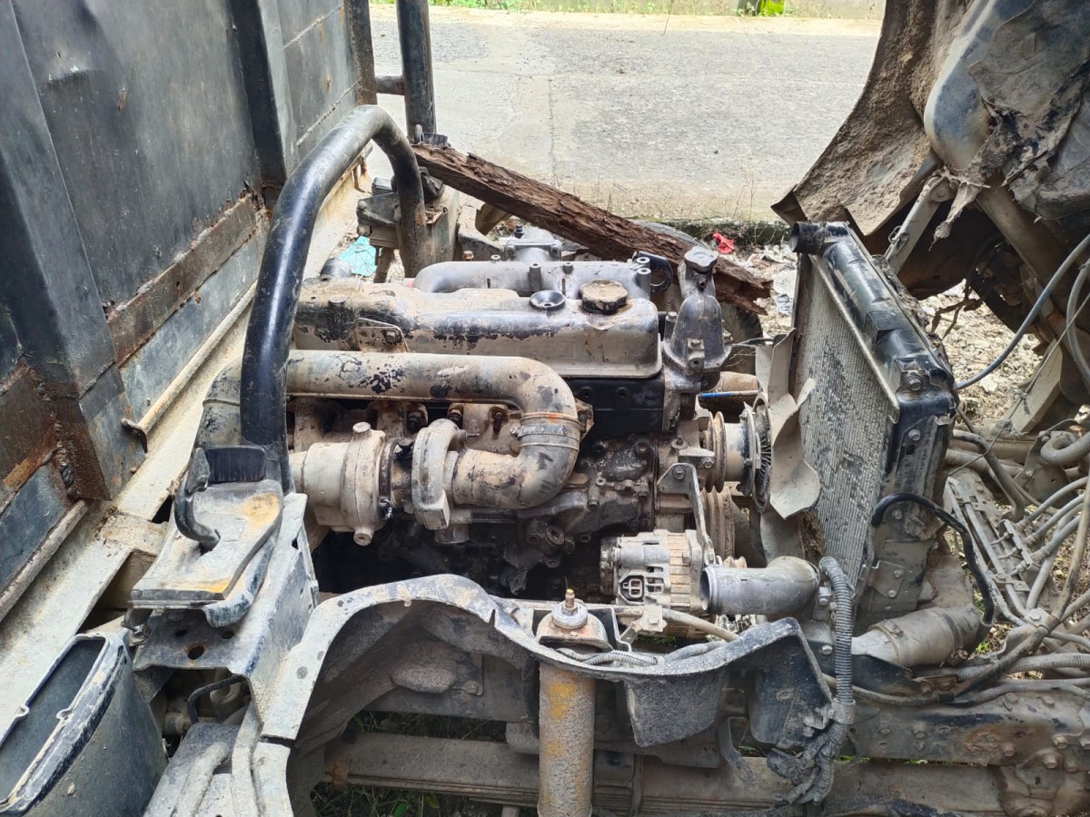 MITSUBISHI  FE  74 HD