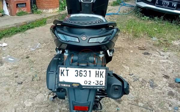 YAMAHA NMAX