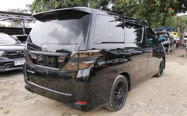 TOYOTA VELLFIRE V