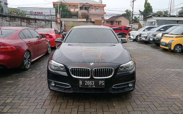 BMW 520I CKD AT
