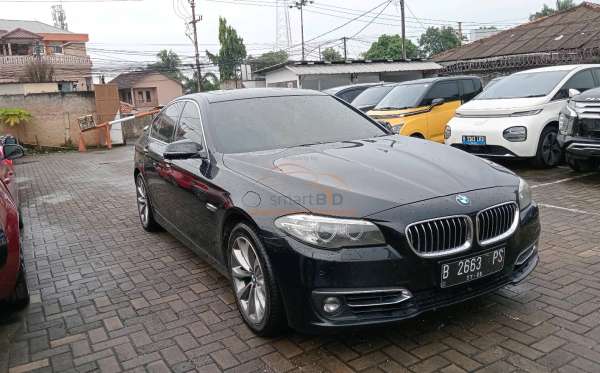 BMW 520I CKD AT