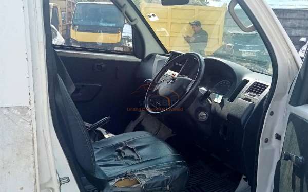 DAIHATSU GRAN MAX BLIND VAN