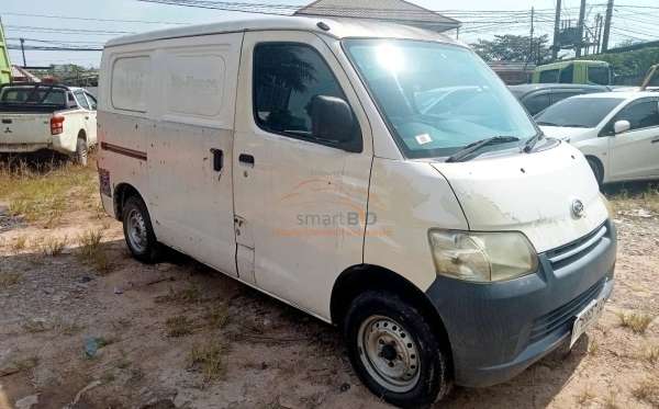 DAIHATSU GRAN MAX BLIND VAN