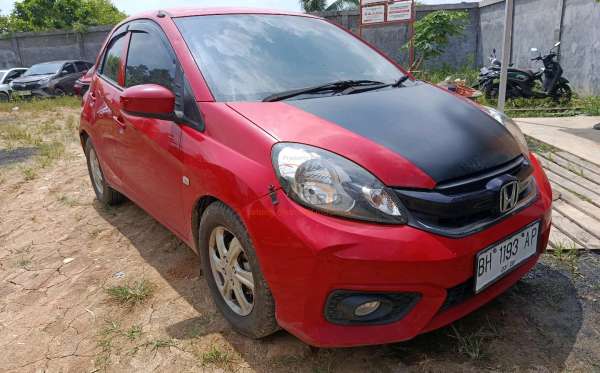 HONDA BRIO SATYA E