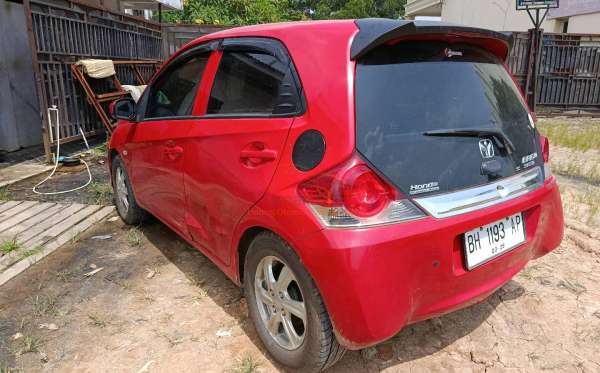 HONDA BRIO SATYA E