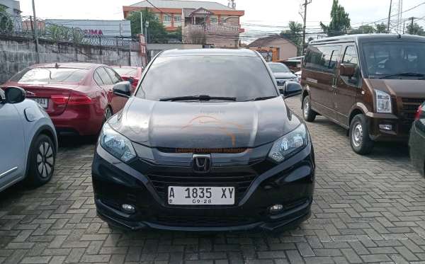 HONDA HRV RU1 1.5 S