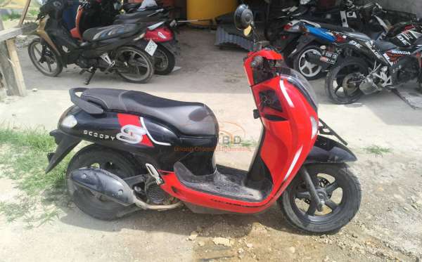 HONDA  SCOOPY