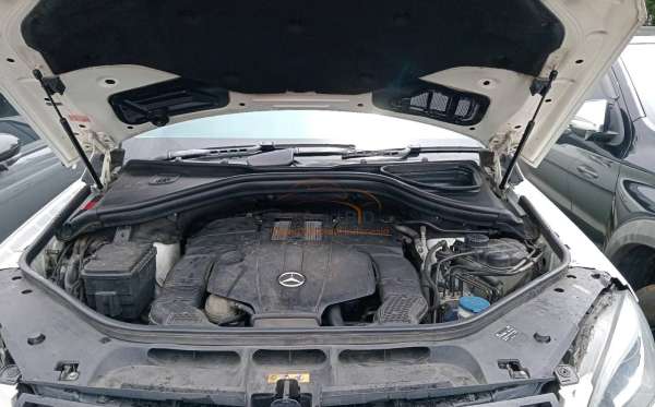 MERCEDES BENZ ML 400