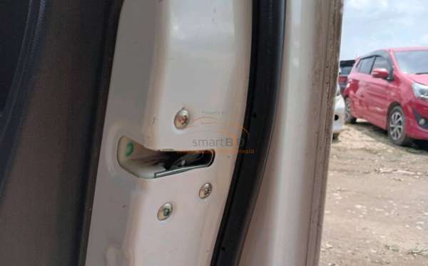 MITSUBISHI 1.2L GLS