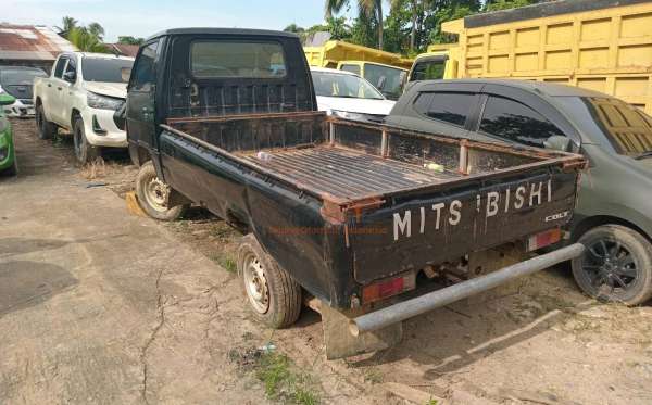 MITSUBISHI  L 300 L300 PU FB-R (4X2)