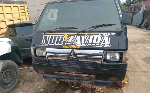 MITSUBISHI  L 300 L300 PU FB-R (4X2)