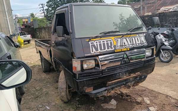 MITSUBISHI  L 300 L300 PU FB-R (4X2)