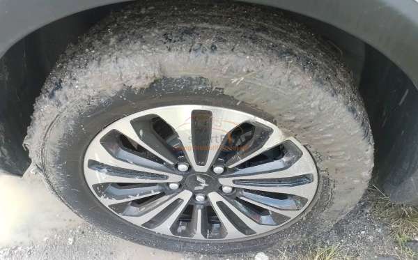 WULING CORTEZ 1.5 LUX