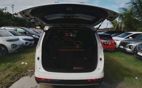 WULING CORTEZ 1.5 LUX