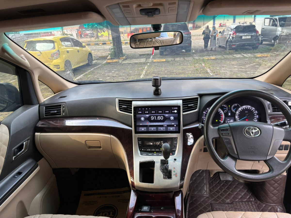 TOYOTA  ALPHARD  2.4 X