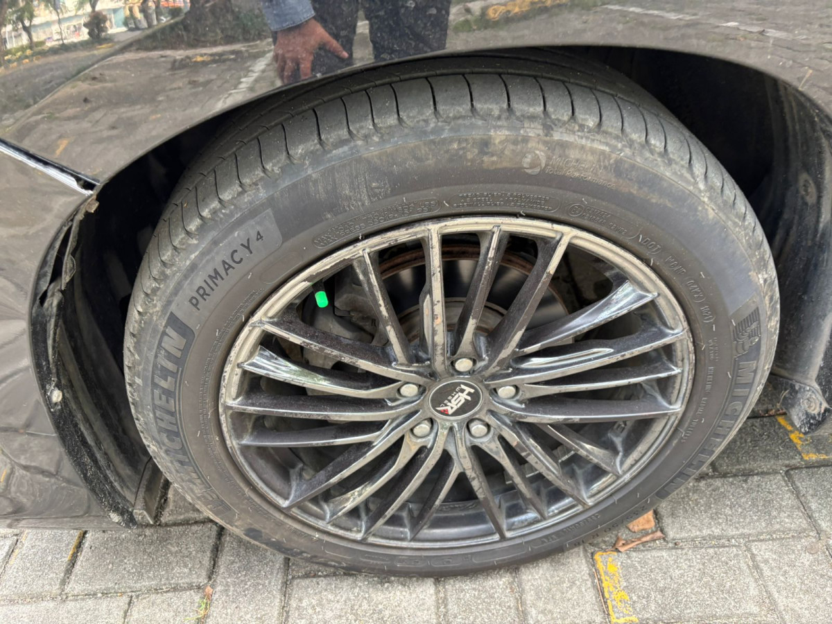 TOYOTA  ALPHARD  2.4 X