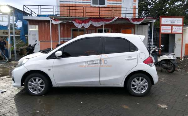 HONDA  BRIO  SATYA 1.2 E