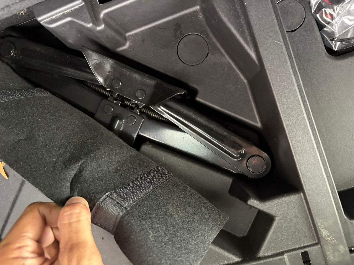 WULING  ALMAZ  1.5 S+T