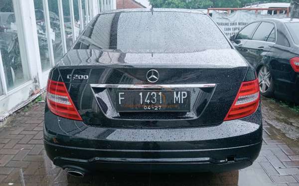 MERCEDES BENZ C 200 CGI