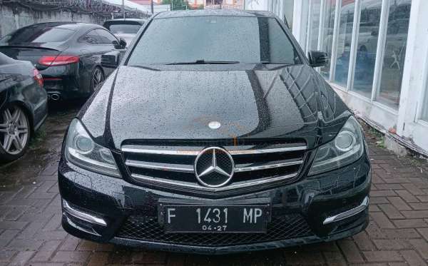 MERCEDES BENZ C 200 CGI