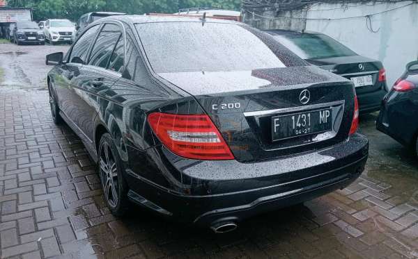 MERCEDES BENZ C 200 CGI