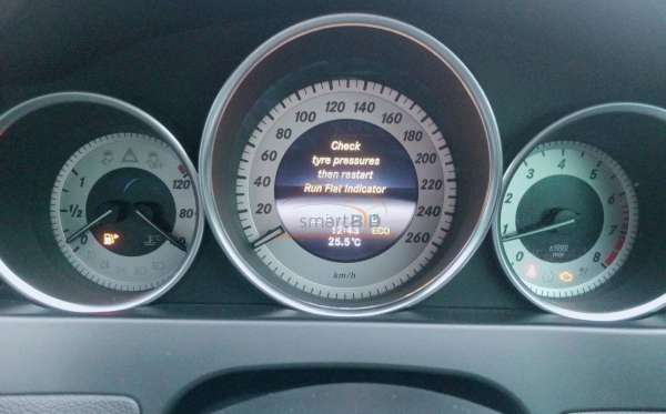 MERCEDES BENZ C 200 CGI