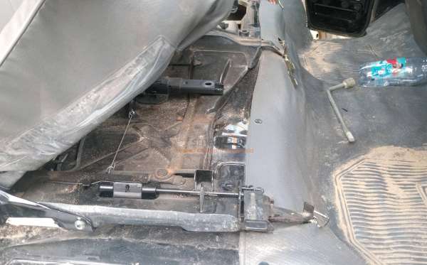 MITSUBISHI L300 PU FB-R (4X2)