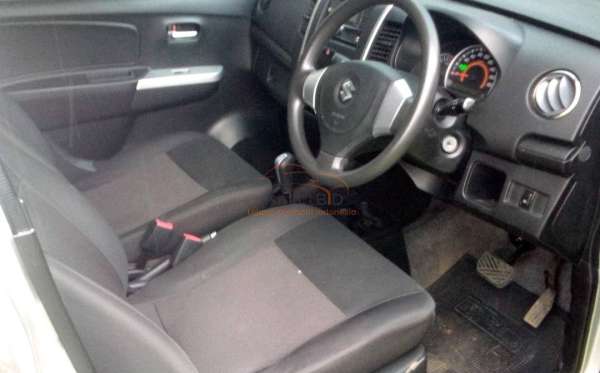 SUZUKI KARIMUN GL AT