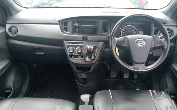 DAIHATSU SIGRA