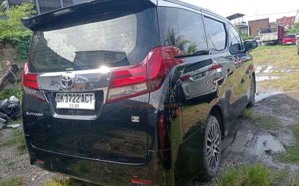 TOYOTA ALPHARD 2.5 G