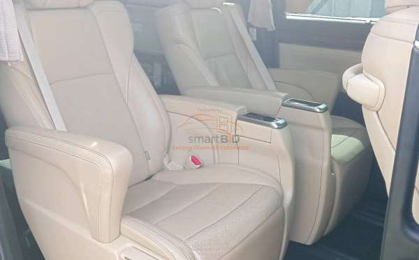 TOYOTA ALPHARD 2.5 G