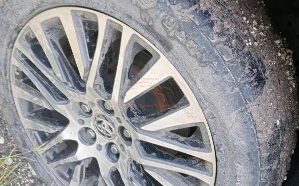 TOYOTA ALPHARD 2.5 G