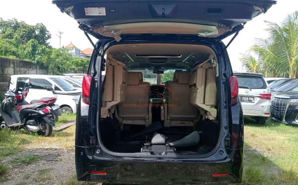 TOYOTA ALPHARD 2.5 G