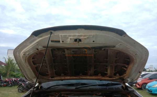 TOYOTA HILUX 2.4G DC 4X4