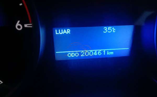 TOYOTA HILUX 2.4G DC 4X4